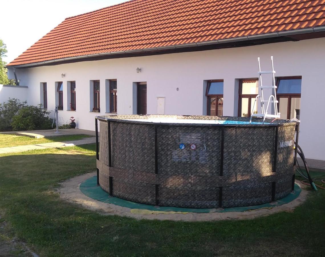 Ubytovani U Dvoraku Veselí nad Lužnicí Kültér fotó