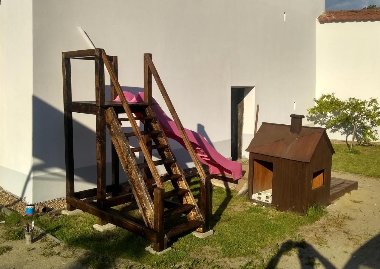 Ubytovani U Dvoraku Veselí nad Lužnicí Kültér fotó