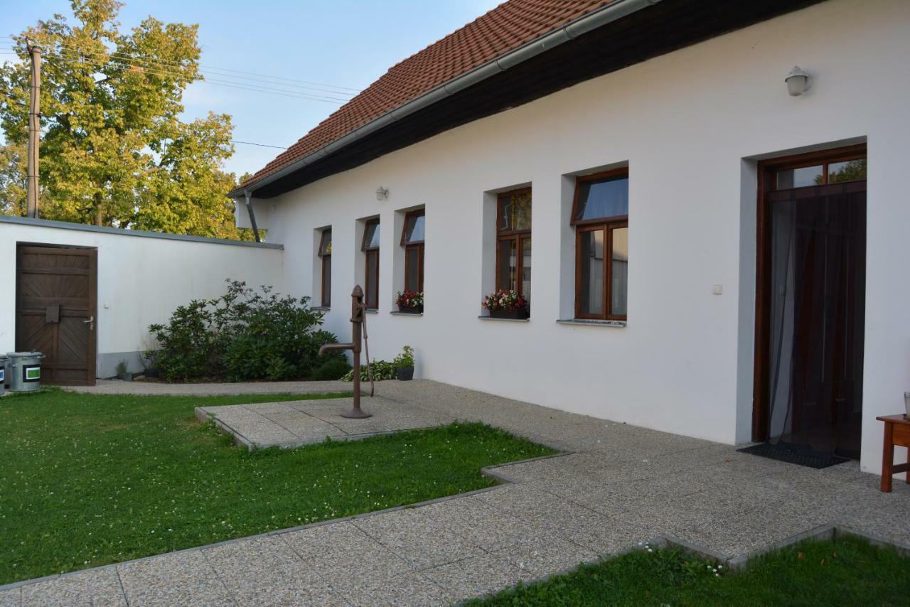 Ubytovani U Dvoraku Veselí nad Lužnicí Kültér fotó